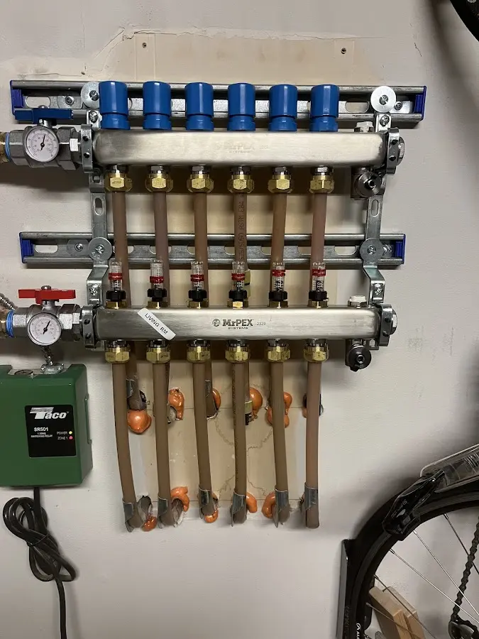 Plumber performing Sink Repair at a residential property in Ecorse